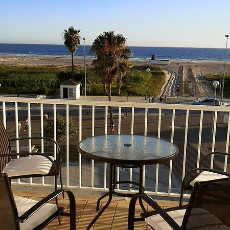 Apartamento Dos Faros 科尼尔-德拉弗龙特拉 外观 照片